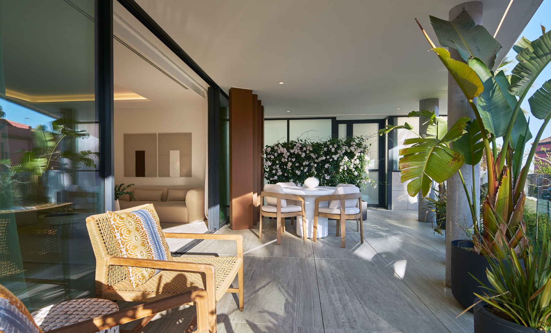 The Sapphire - Apartment 1A - Image 3